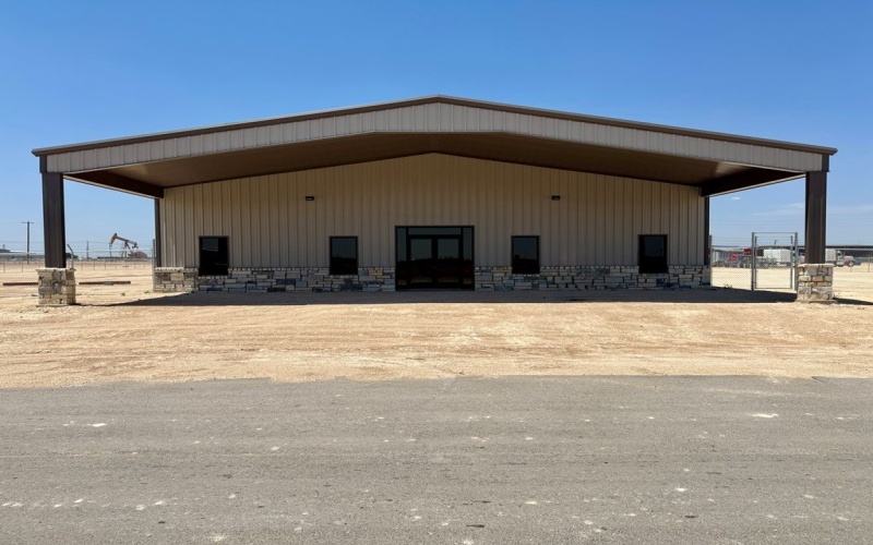 241 E Gladiator St, Odessa, TX 79766, ,Commercial Sale,En Venta,241 E Gladiator St,161394