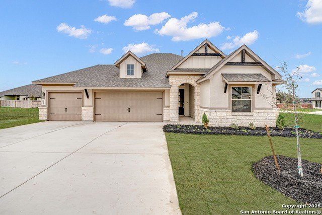 221 Janice Avenue, Castroville, TX 78009, 4 Habitaciones Habitaciones , ,3 BañosBaños,Residential,En Venta,221 Janice Avenue,1880516