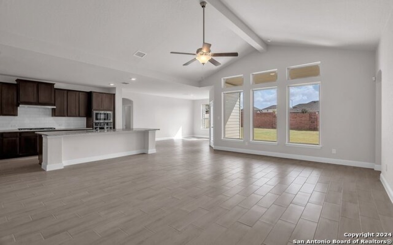 176 Janice Avenue, Castroville, TX 78009, 4 Habitaciones Habitaciones , ,3 BañosBaños,Residential,En Venta,176 Janice Avenue,1880518
