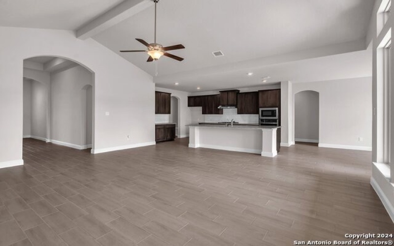 176 Janice Avenue, Castroville, TX 78009, 4 Habitaciones Habitaciones , ,3 BañosBaños,Residential,En Venta,176 Janice Avenue,1880518
