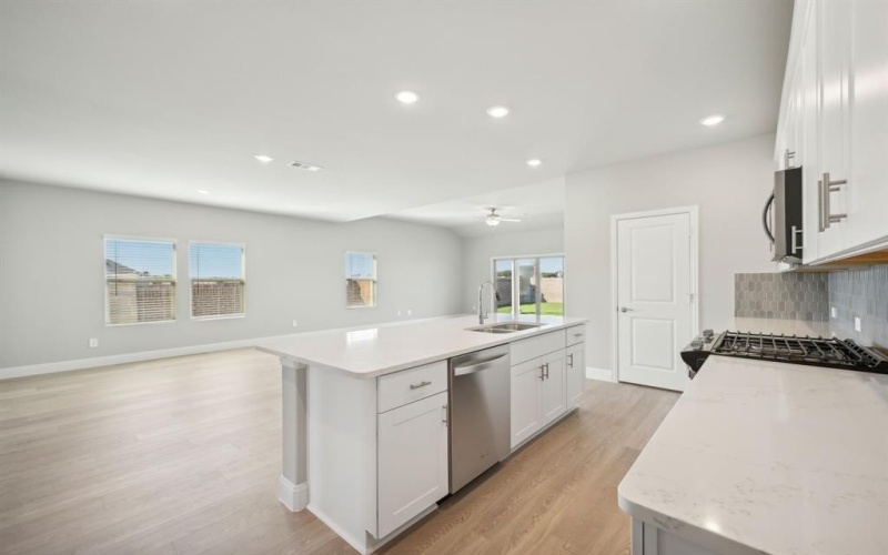 603 Stagg Street, McKinney, TX 75069, 4 Bedrooms Bedrooms, ,3 BathroomsBathrooms,Residential,For Sale,603 Stagg Street,20985586