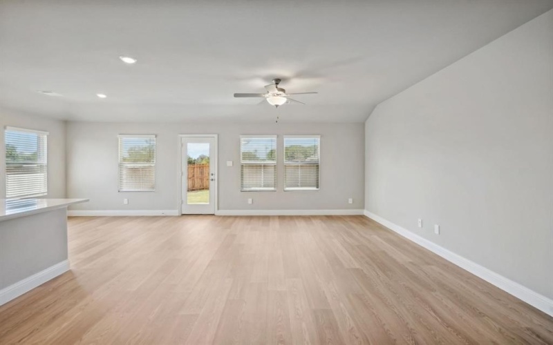 519 Stagg Street, McKinney, TX 75069, 4 Habitaciones Habitaciones , ,3 BañosBaños,Residential,En Venta,519 Stagg Street,20985607