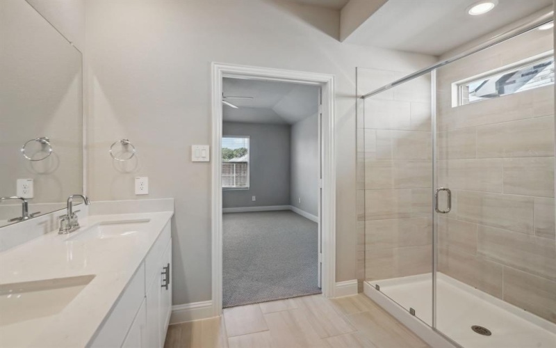 519 Stagg Street, McKinney, TX 75069, 4 Habitaciones Habitaciones , ,3 BañosBaños,Residential,En Venta,519 Stagg Street,20985607