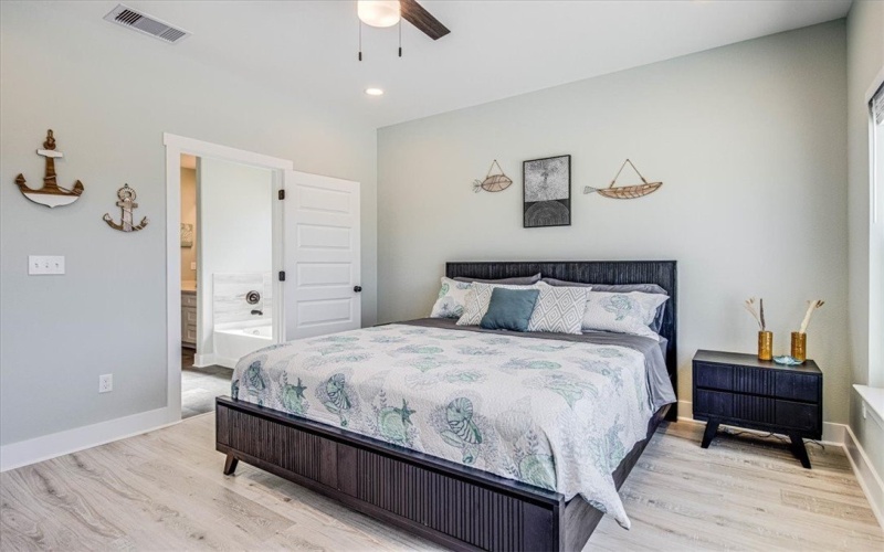 1931 Eskridge Street, Port Aransas, TX 78373, 4 Habitaciones Habitaciones , ,2 BañosBaños,Residential,En Venta,1931 Eskridge Street,455089