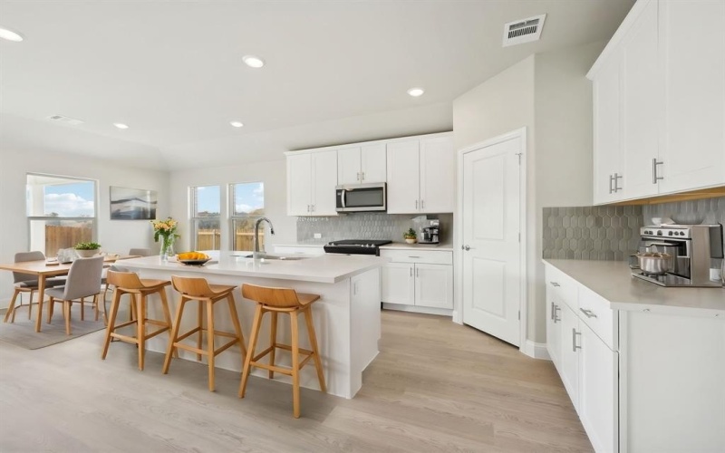 1109 Emberwood Drive, McKinney, TX 75069, 4 Habitaciones Habitaciones , ,3 BañosBaños,Residential,En Venta,1109 Emberwood Drive,20985745