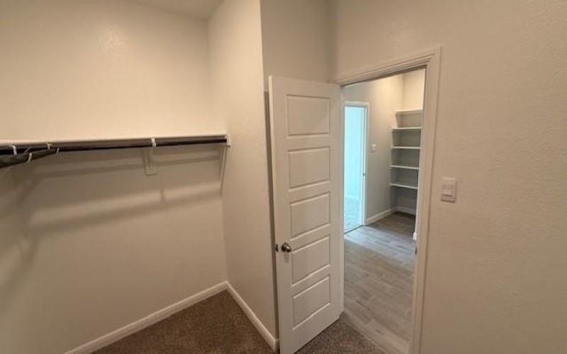 1920 PREAKNESS Drive, Granbury, TX 76049, 4 Habitaciones Habitaciones , ,2 BañosBaños,Residential,En Venta,1920 PREAKNESS Drive,20985985