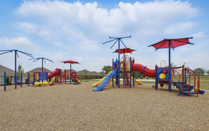 1920 PREAKNESS Drive, Granbury, TX 76049, 4 Habitaciones Habitaciones , ,2 BañosBaños,Residential,En Venta,1920 PREAKNESS Drive,20985985