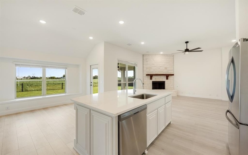 4416 Lupine Estate Drive, Joshua, TX 76058, 3 Bedrooms Bedrooms, ,2 BathroomsBathrooms,Residential,For Sale,4416 Lupine Estate Drive,20986125