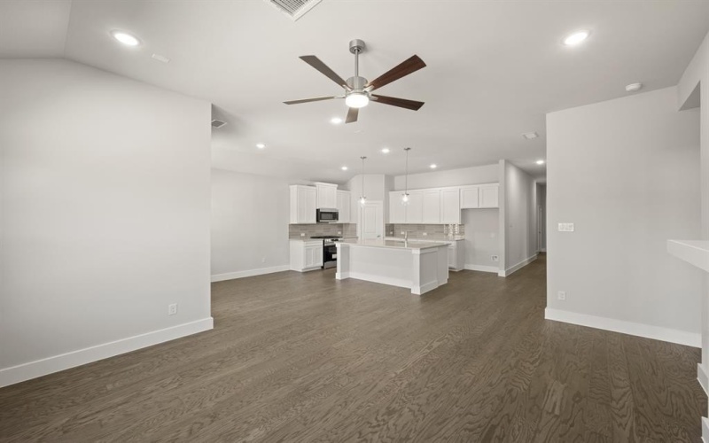 1732 Willow Patch Drive, Denton, TX 76249, 4 Habitaciones Habitaciones , ,2 BañosBaños,Residential,En Venta,1732 Willow Patch Drive,0,20986360