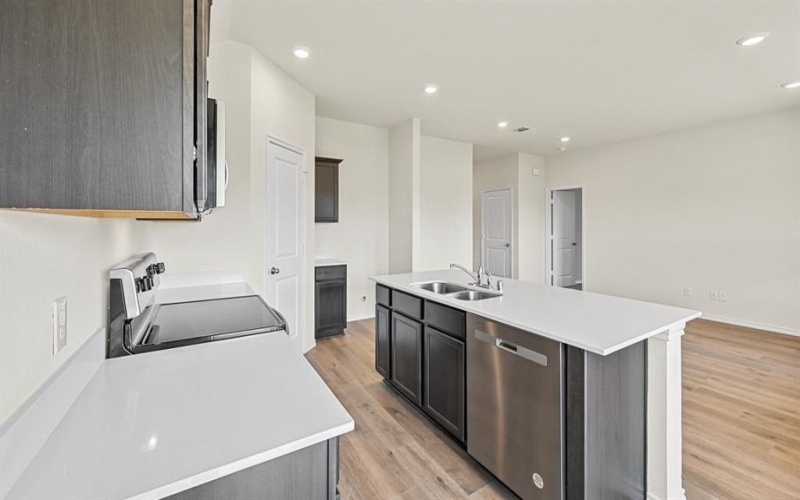 383 Pleasant Colony Drive, Waxahachie, TX 75165, 3 Bedrooms Bedrooms, ,2 BathroomsBathrooms,Residential,For Sale,383 Pleasant Colony Drive,20986599