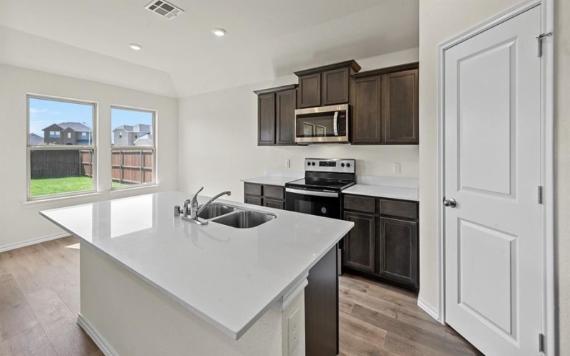 383 Pleasant Colony Drive, Waxahachie, TX 75165, 3 Bedrooms Bedrooms, ,2 BathroomsBathrooms,Residential,For Sale,383 Pleasant Colony Drive,20986599