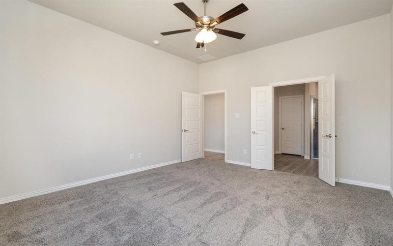 2617 DONELLA Drive, Denton, TX 76207, 5 Habitaciones Habitaciones , ,3 BañosBaños,Residential,En Venta,2617 DONELLA Drive,20986644