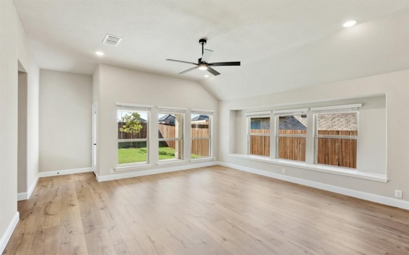 3312 Heathrow Road, Mesquite, TX 75181, 4 Bedrooms Bedrooms, ,3 BathroomsBathrooms,Residential,For Sale,3312 Heathrow Road,20986746