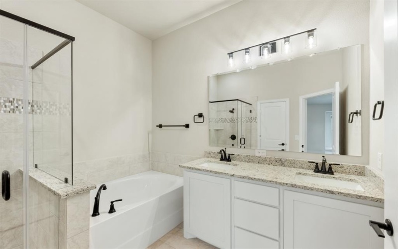 3312 Heathrow Road, Mesquite, TX 75181, 4 Bedrooms Bedrooms, ,3 BathroomsBathrooms,Residential,For Sale,3312 Heathrow Road,20986746