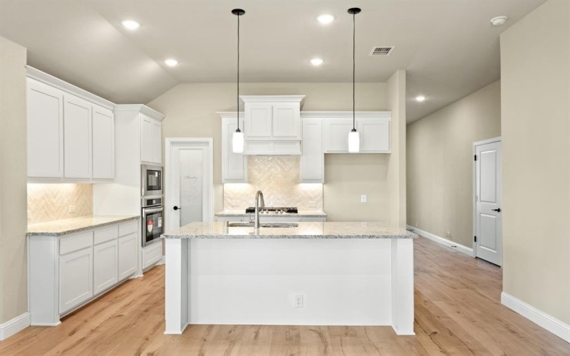 3312 Heathrow Road, Mesquite, TX 75181, 4 Bedrooms Bedrooms, ,3 BathroomsBathrooms,Residential,For Sale,3312 Heathrow Road,20986746