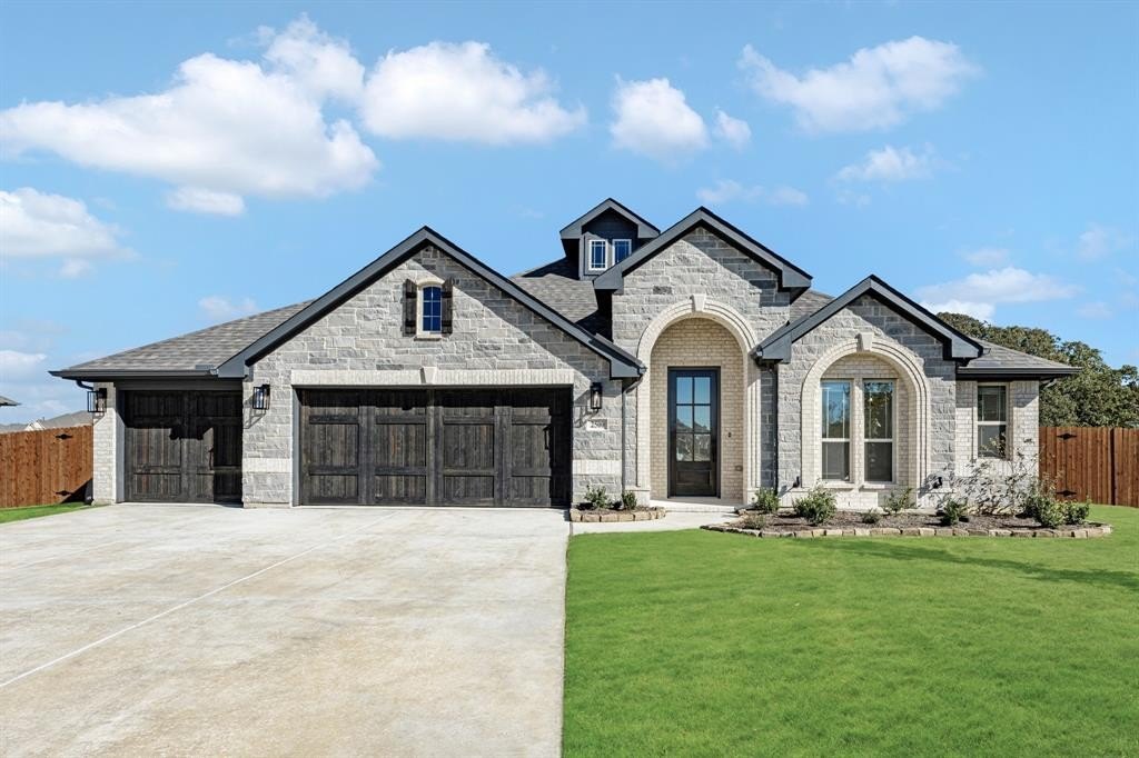 2500 Fischer Lane, Mansfield, TX 76063, 4 Bedrooms Bedrooms, ,3 BathroomsBathrooms,Residential,For Sale,2500 Fischer Lane,20986824