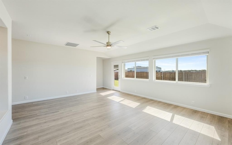 204 Eagle View Lane, Commerce, TX 75428, 5 Habitaciones Habitaciones , ,3 BañosBaños,Residential,En Venta,204 Eagle View Lane,20986900