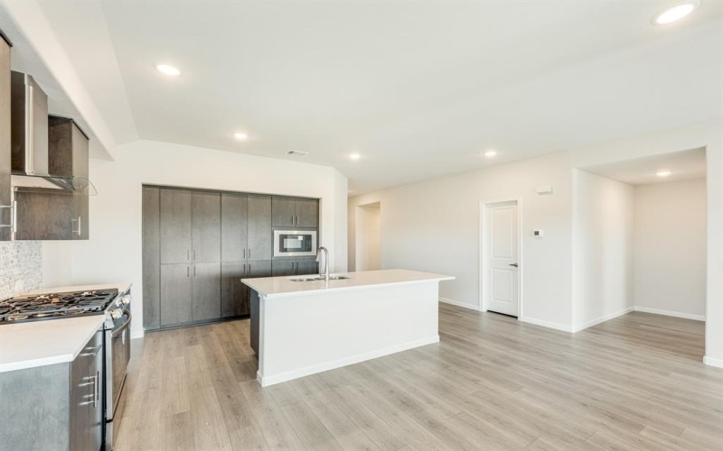 204 Eagle View Lane, Commerce, TX 75428, 5 Habitaciones Habitaciones , ,3 BañosBaños,Residential,En Venta,204 Eagle View Lane,20986900