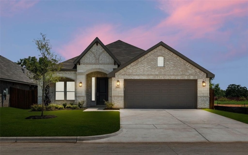 1160 Avery Road, Granbury, TX 76049, 3 Bedrooms Bedrooms, ,2 BathroomsBathrooms,Residential,For Sale,1160 Avery Road,20986949