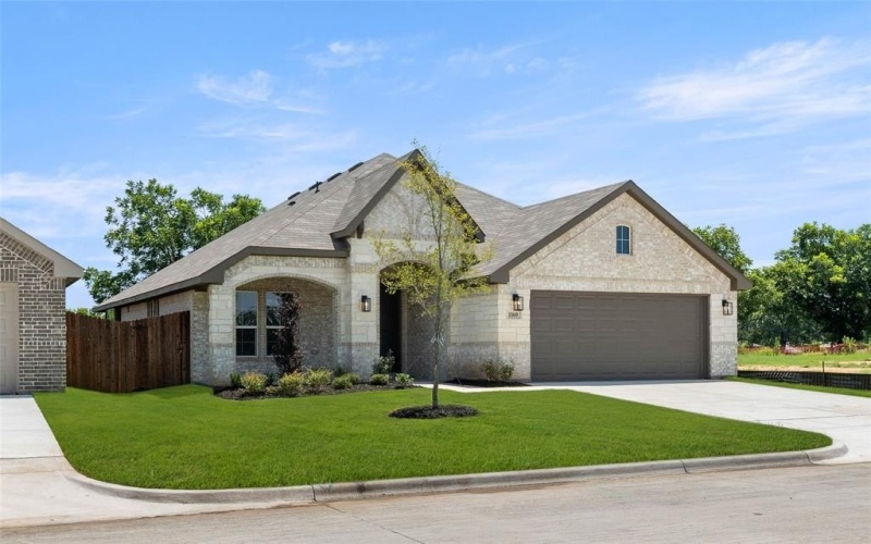 1160 Avery Road, Granbury, TX 76049, 3 Bedrooms Bedrooms, ,2 BathroomsBathrooms,Residential,For Sale,1160 Avery Road,20986949