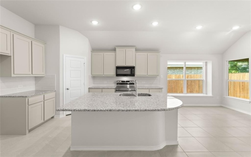 1160 Avery Road, Granbury, TX 76049, 3 Bedrooms Bedrooms, ,2 BathroomsBathrooms,Residential,For Sale,1160 Avery Road,20986949