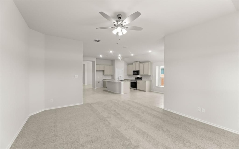 1160 Avery Road, Granbury, TX 76049, 3 Bedrooms Bedrooms, ,2 BathroomsBathrooms,Residential,For Sale,1160 Avery Road,20986949