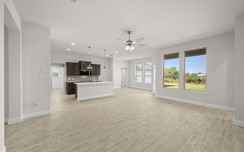 1737 Protection Road, Godley, TX 76044, 4 Habitaciones Habitaciones , ,2 BañosBaños,Residential,En Venta,1737 Protection Road,0,20986970