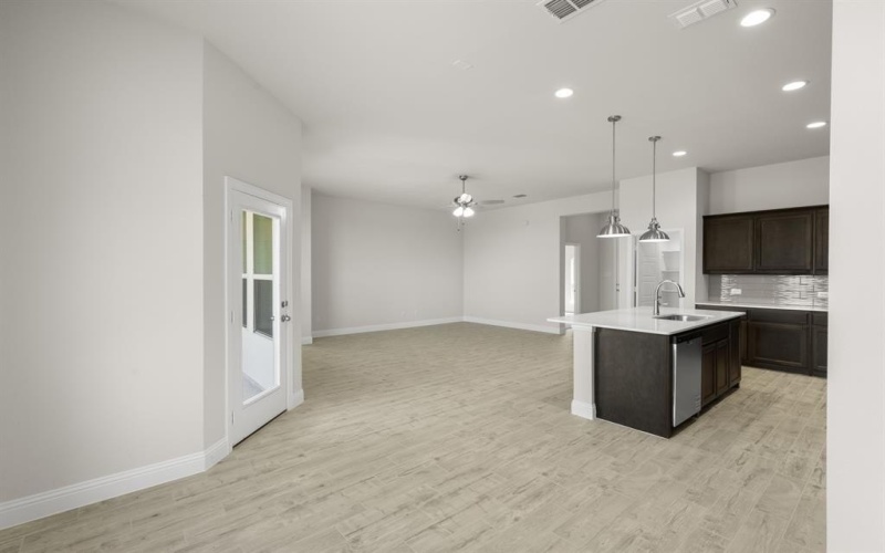 1737 Protection Road, Godley, TX 76044, 4 Habitaciones Habitaciones , ,2 BañosBaños,Residential,En Venta,1737 Protection Road,0,20986970