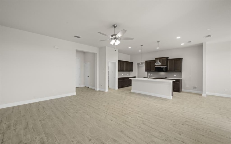 1737 Protection Road, Godley, TX 76044, 4 Habitaciones Habitaciones , ,2 BañosBaños,Residential,En Venta,1737 Protection Road,0,20986970