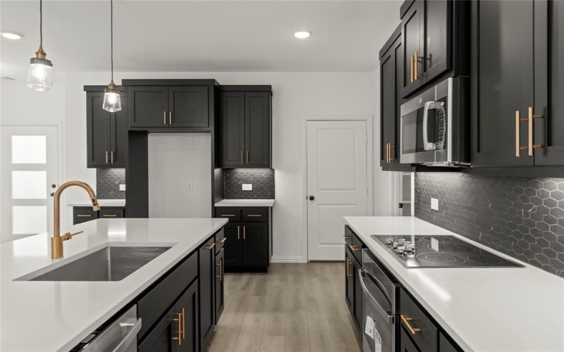 6922 Terlingua, Dallas, TX 75228, 3 Bedrooms Bedrooms, ,2 BathroomsBathrooms,Residential,For Sale,6922 Terlingua,0,20987002