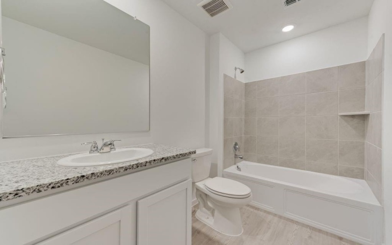 185 Bable Run Drive, Little Elm, TX 75068, 4 Bedrooms Bedrooms, ,2 BathroomsBathrooms,Residential,For Sale,185 Bable Run Drive,20987019