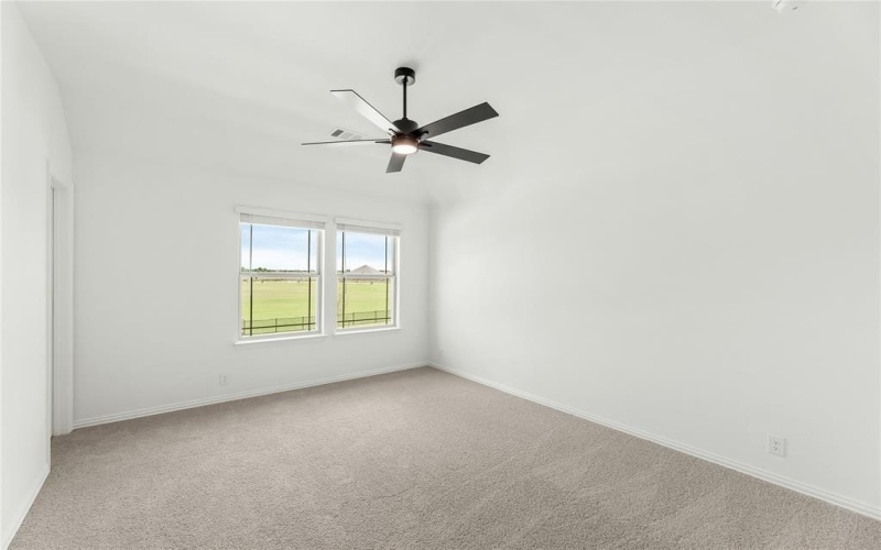 913 Cannes Drive, Red Oak, TX 75154, 5 Bedrooms Bedrooms, ,5 BathroomsBathrooms,Residential,For Sale,913 Cannes Drive,20987055