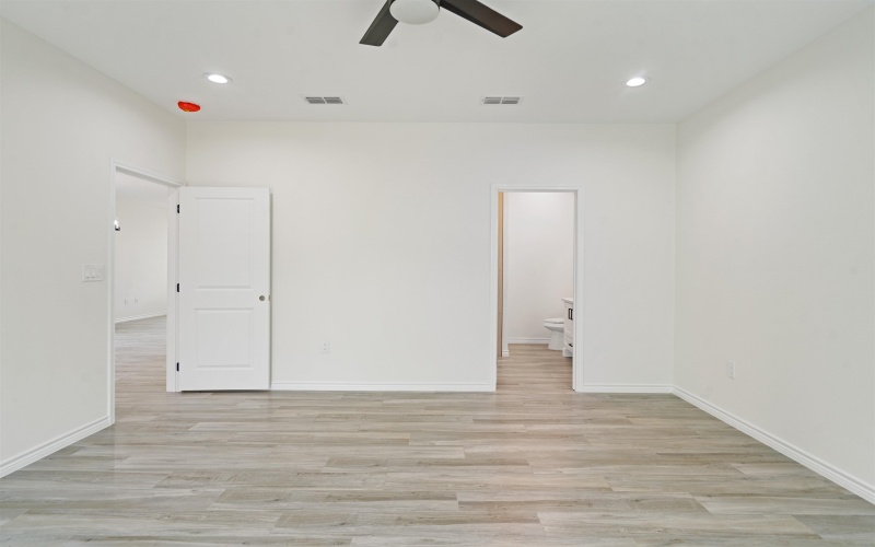 406 E Cortinas, Del Rio, TX 78840, 3 Habitaciones Habitaciones , ,2 BañosBaños,Residential,En Venta,406 E Cortinas,207230