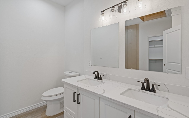 406 E Cortinas, Del Rio, TX 78840, 3 Habitaciones Habitaciones , ,2 BañosBaños,Residential,En Venta,406 E Cortinas,207230