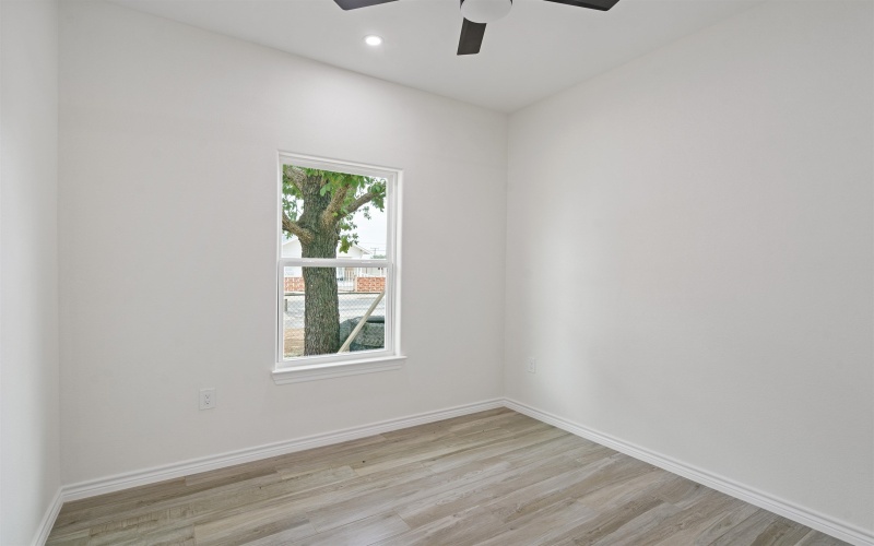 406 E Cortinas, Del Rio, TX 78840, 3 Habitaciones Habitaciones , ,2 BañosBaños,Residential,En Venta,406 E Cortinas,207230