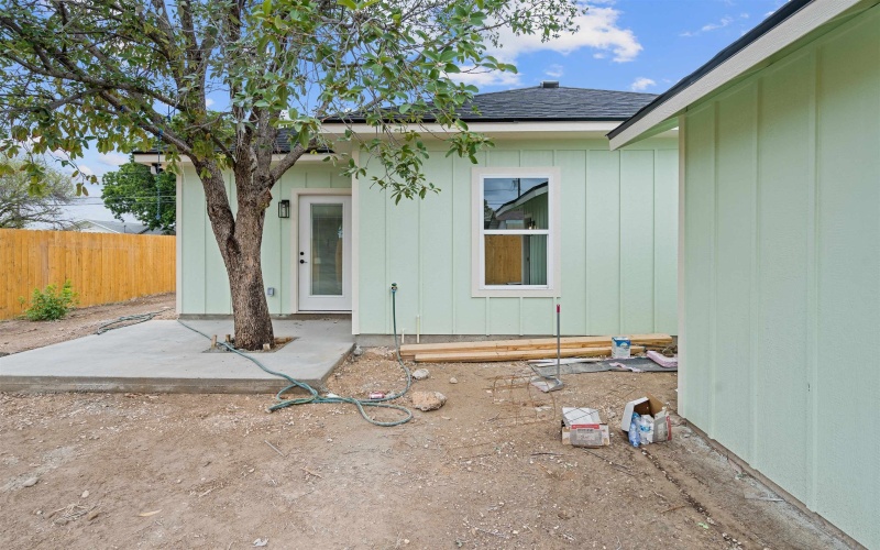 406 E Cortinas, Del Rio, TX 78840, 3 Habitaciones Habitaciones , ,2 BañosBaños,Residential,En Venta,406 E Cortinas,207230