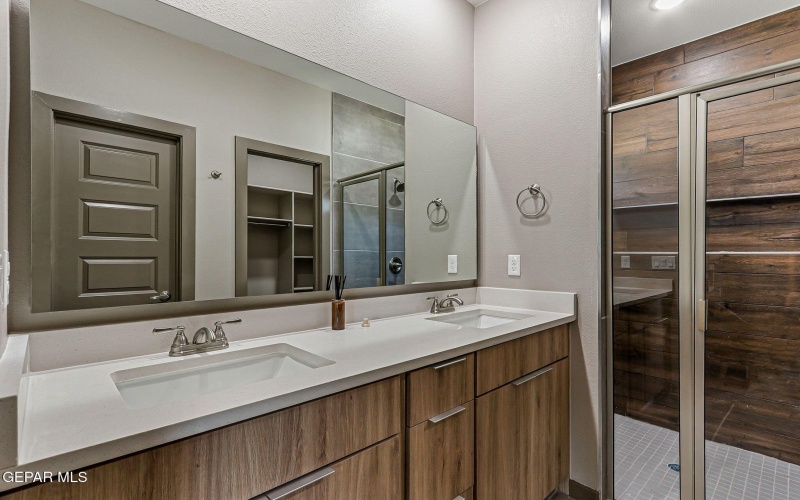 625 Espa Ct, Vinton, TX 79821, 4 Bedrooms Bedrooms, ,2 BathroomsBathrooms,Residential,For Sale,625 Espa Ct,0,925683