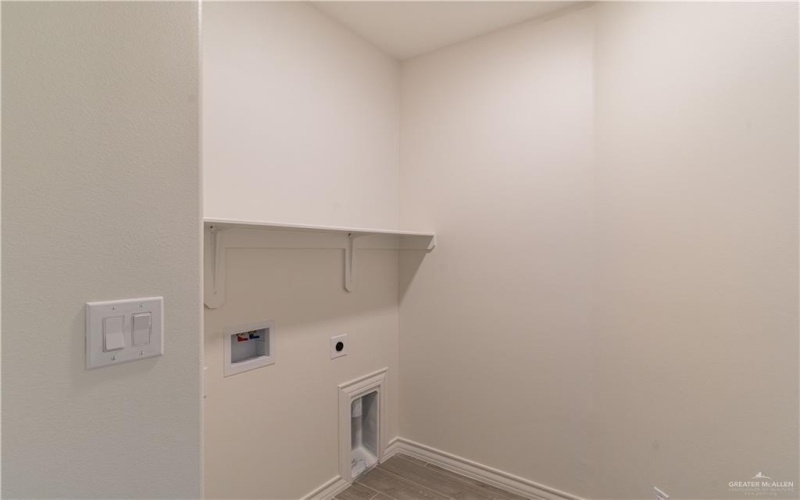 405 Rio Red, San Juan, TX 78589, 3 Habitaciones Habitaciones , ,2 BañosBaños,Residential,En Venta,405 Rio Red,475083