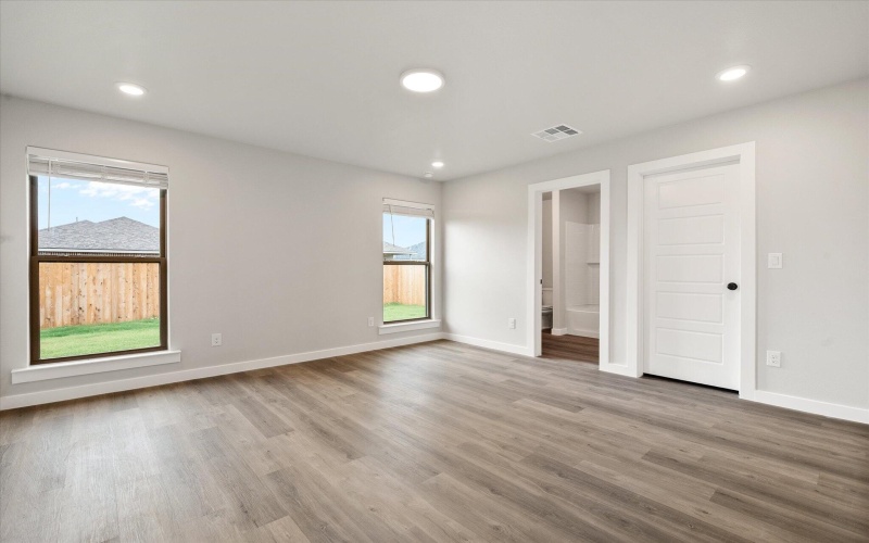 7003 12th Street, Lubbock, TX 79416, 3 Bedrooms Bedrooms, ,2 BathroomsBathrooms,Residential,For Sale,7003 12th Street,202557204