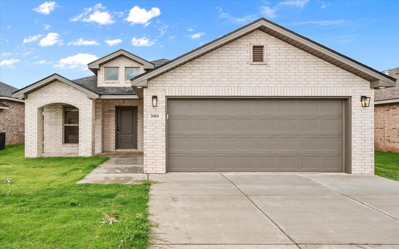 7003 12th Street, Lubbock, TX 79416, 3 Bedrooms Bedrooms, ,2 BathroomsBathrooms,Residential,For Sale,7003 12th Street,202557204