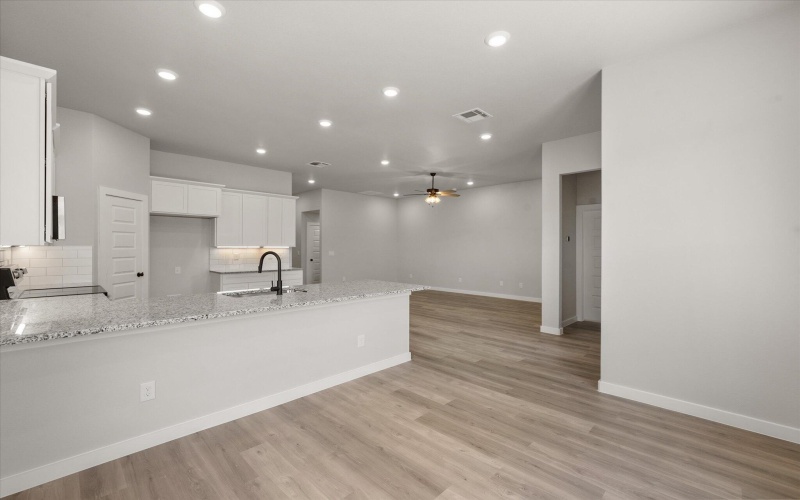 303 E 25th Street, Wolfforth, TX 79382, 4 Bedrooms Bedrooms, ,2 BathroomsBathrooms,Residential,For Sale,303 E 25th Street,202557207