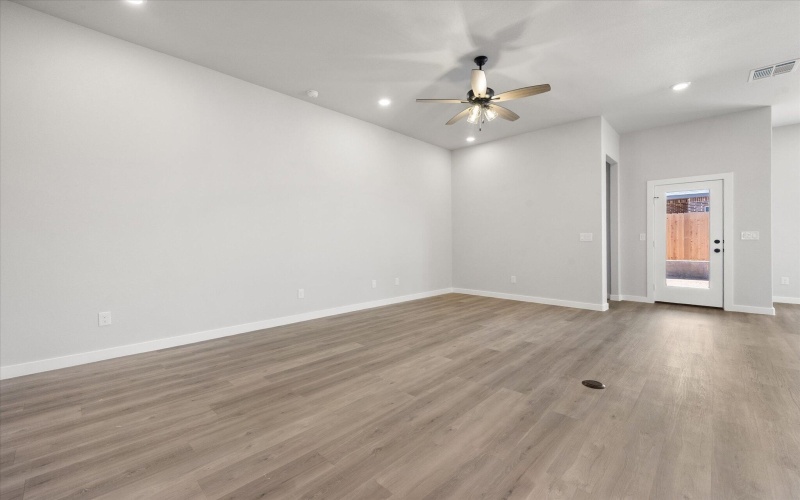 303 E 25th Street, Wolfforth, TX 79382, 4 Bedrooms Bedrooms, ,2 BathroomsBathrooms,Residential,For Sale,303 E 25th Street,202557207
