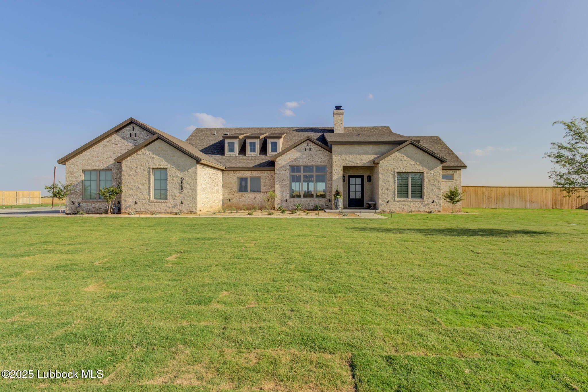 9605 County Rd 7615, Wolfforth, TX 79382, 4 Habitaciones Habitaciones , ,3 BañosBaños,Residential,En Venta,9605 County Rd 7615,202557248
