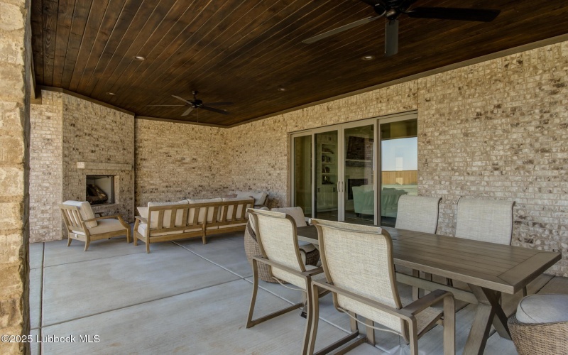 9605 County Rd 7615, Wolfforth, TX 79382, 4 Habitaciones Habitaciones , ,3 BañosBaños,Residential,En Venta,9605 County Rd 7615,202557248