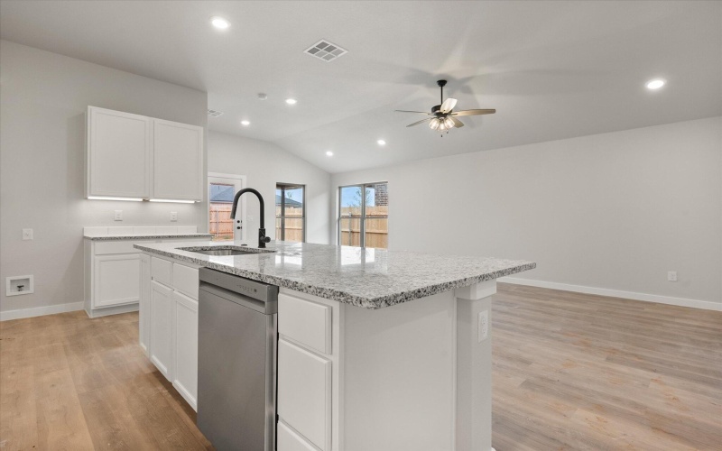 2903 Durham Avenue, Wolfforth, TX 79382, 4 Habitaciones Habitaciones , ,2 BañosBaños,Residential,En Venta,2903 Durham Avenue,202557259