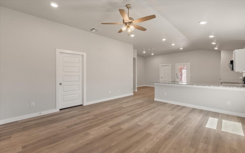 2315 134th Street, Lubbock, TX 79423, 3 Bedrooms Bedrooms, ,2 BathroomsBathrooms,Residential,For Sale,2315 134th Street,202557262