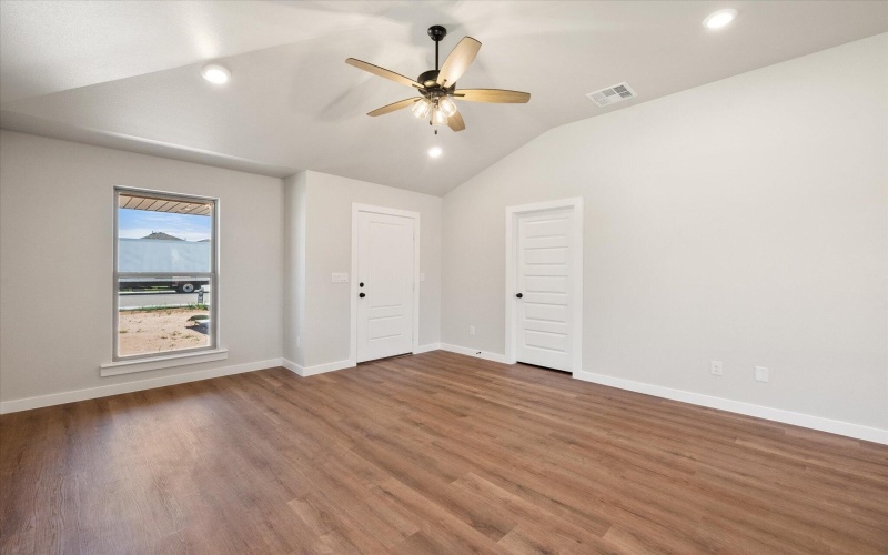 2210 134th Street, Lubbock, TX 79423, 3 Bedrooms Bedrooms, ,2 BathroomsBathrooms,Residential,For Sale,2210 134th Street,202557263