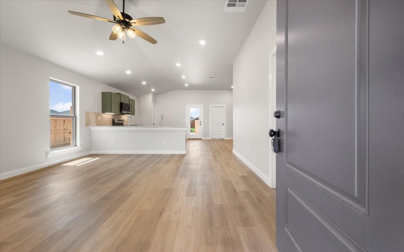 2204 134th Street, Lubbock, TX 79423, 3 Bedrooms Bedrooms, ,2 BathroomsBathrooms,Residential,For Sale,2204 134th Street,202557265