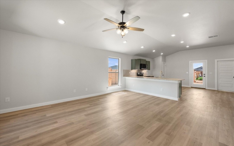 2204 134th Street, Lubbock, TX 79423, 3 Bedrooms Bedrooms, ,2 BathroomsBathrooms,Residential,For Sale,2204 134th Street,202557265