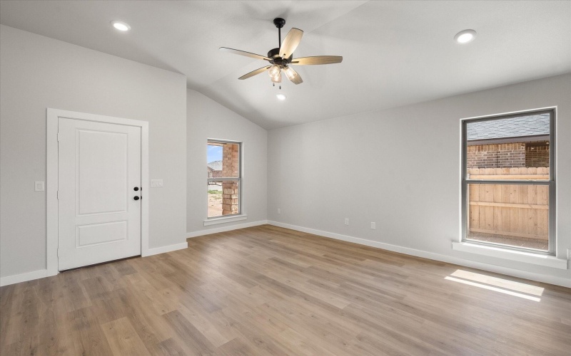 2204 134th Street, Lubbock, TX 79423, 3 Bedrooms Bedrooms, ,2 BathroomsBathrooms,Residential,For Sale,2204 134th Street,202557265